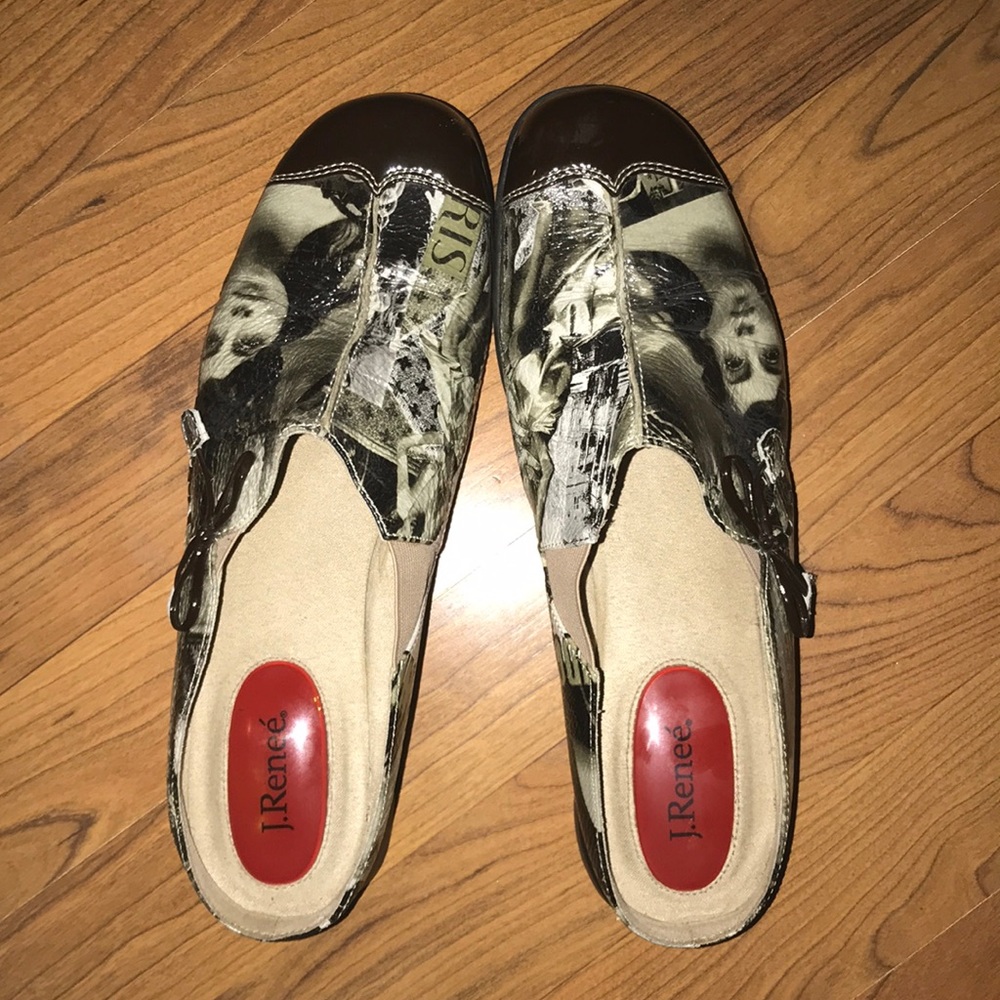 J Renee clogs🌴🌹🌴🌹🌴🌹